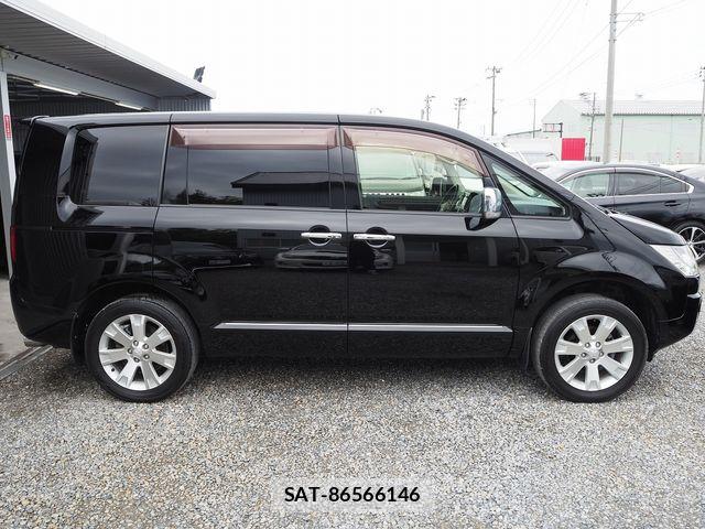 Mitsubishi DELICA 2013-02 7217511-20