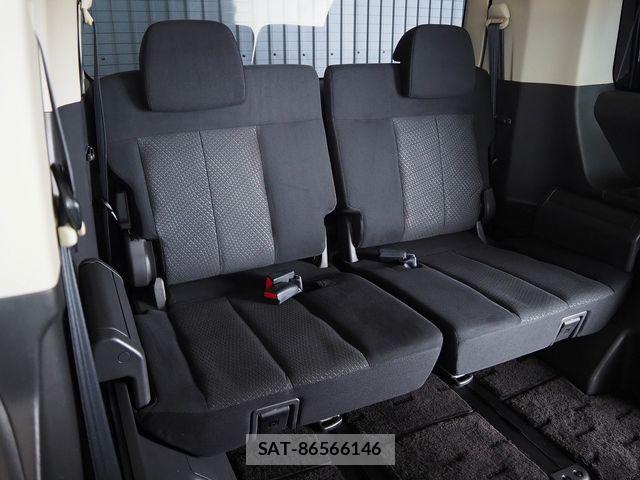 Mitsubishi DELICA 2013-02 7217511-25