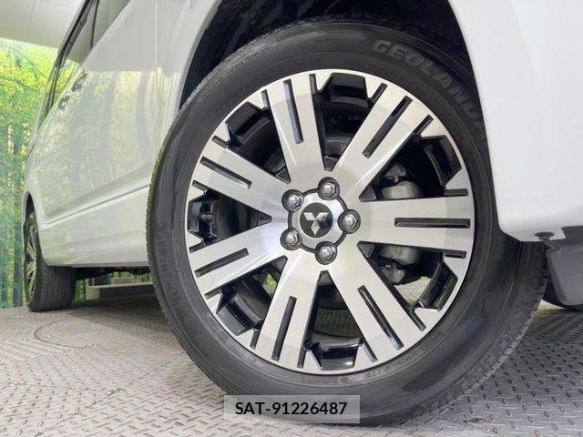 Mitsubishi DELICA 2023-09 7217554-12