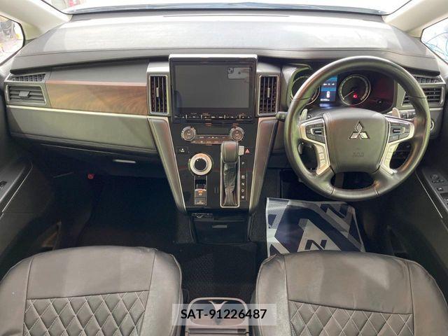 Mitsubishi DELICA 2023-09 7217554-1