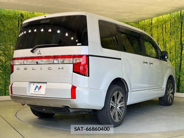 Mitsubishi DELICA 2023-10 7217555-16