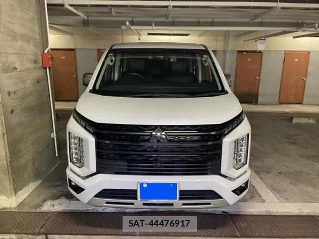 Mitsubishi DELICA 2022-06 7217544-0