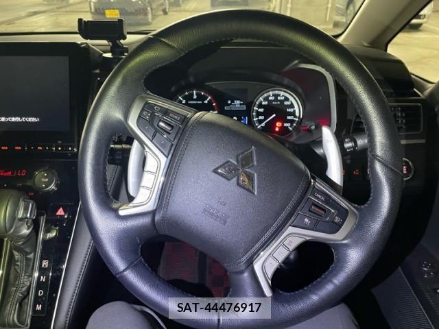Mitsubishi DELICA 2022-06 7217544-11