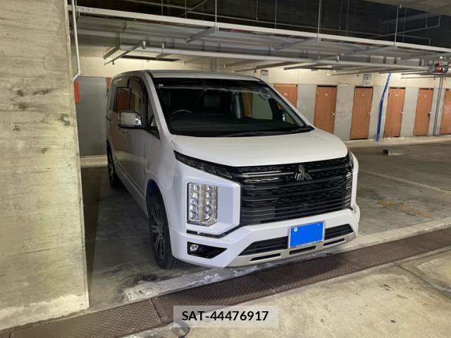 Mitsubishi DELICA 2022-06 7217544-1