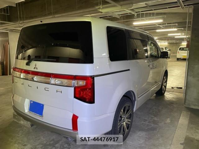 Mitsubishi DELICA 2022-06 7217544-5