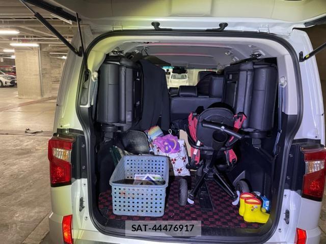 Mitsubishi DELICA 2022-06 7217544-6