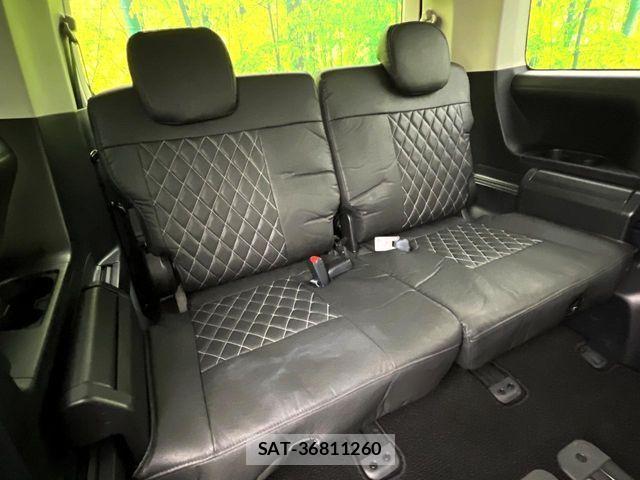 Mitsubishi DELICA 2024-09 7217595-9