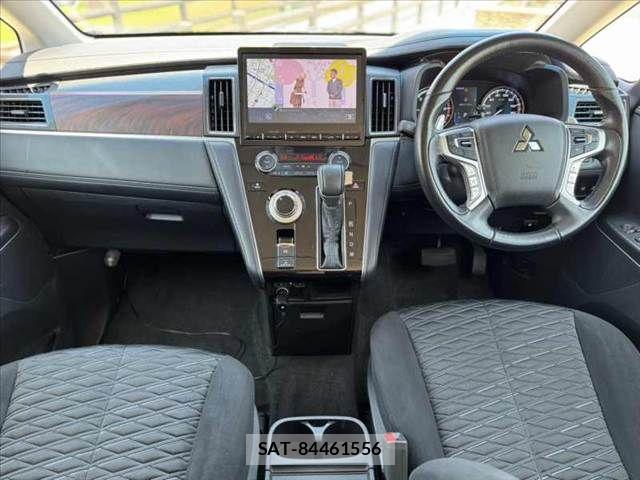 Mitsubishi DELICA 2019-10 7217536-1