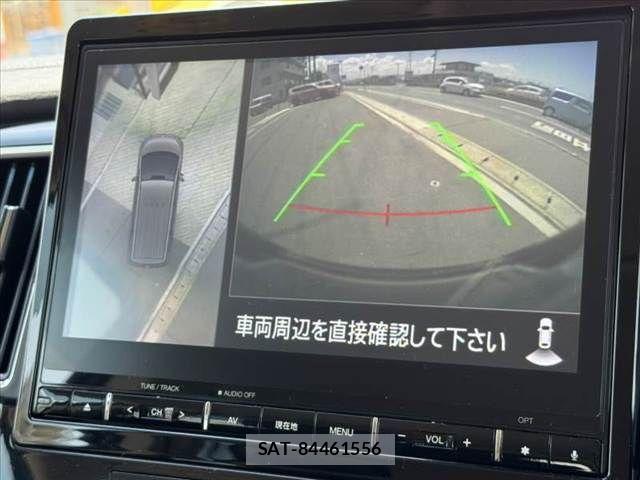 Mitsubishi DELICA 2019-10 7217536-3