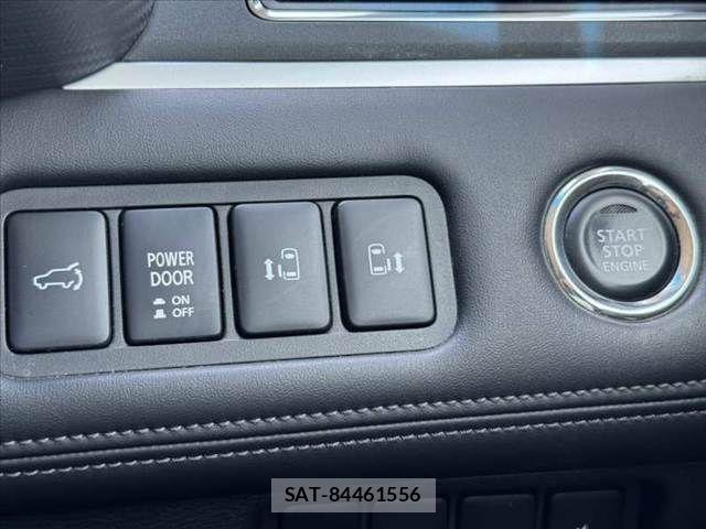 Mitsubishi DELICA 2019-10 7217536-5