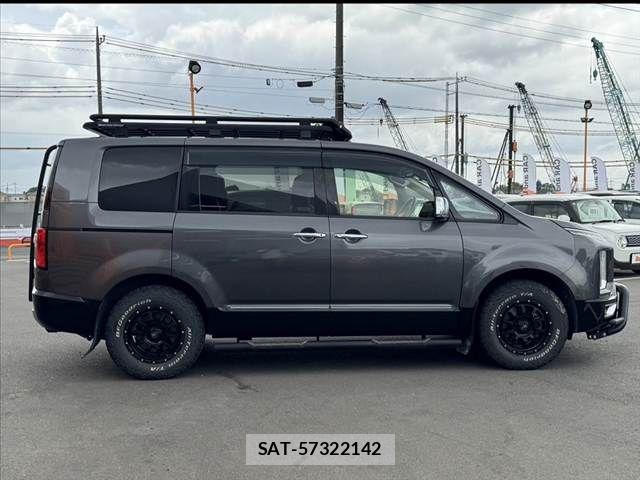 Mitsubishi DELICA 2021-10 7217551-11
