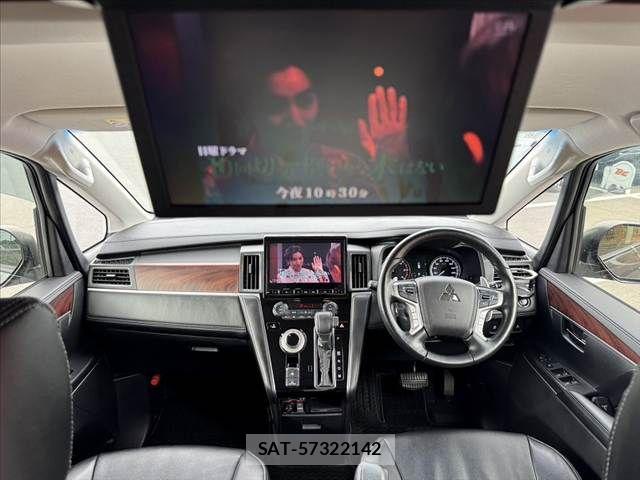 Mitsubishi DELICA 2021-10 7217551-1
