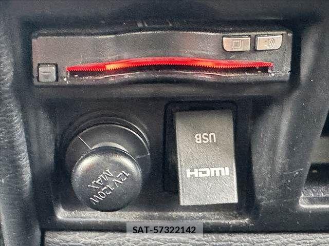 Mitsubishi DELICA 2021-10 7217551-4