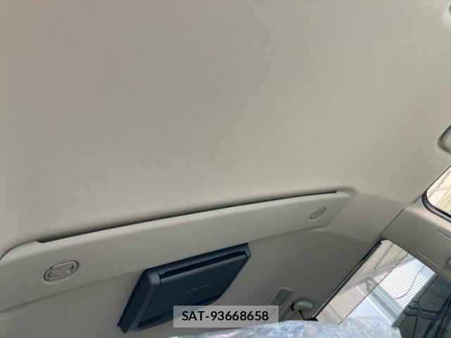 Mitsubishi DELICA 2015-12 7217512-14
