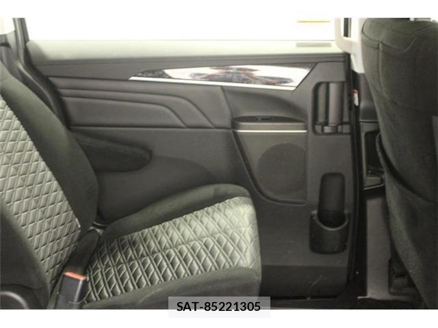 Mitsubishi DELICA 2019-11 7217537-29