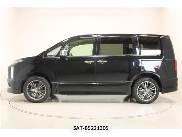 Mitsubishi DELICA 2019-11 7217537-8