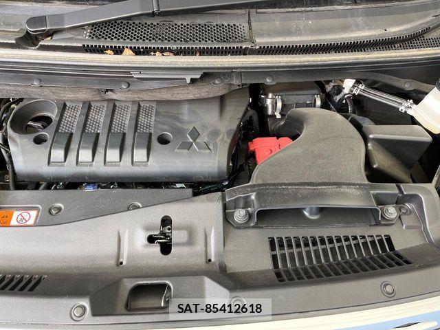 Mitsubishi DELICA 2024-09 7217588-17