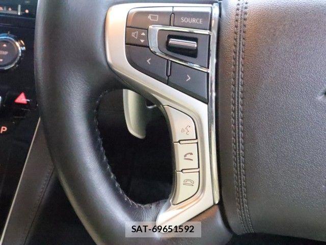 Mitsubishi DELICA 2022-10 7217557-26