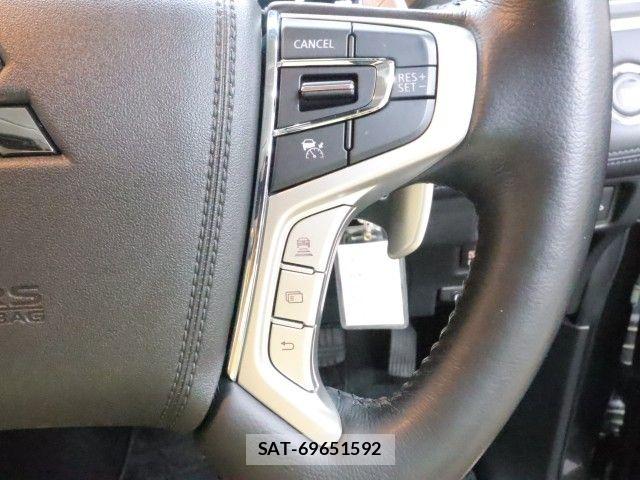 Mitsubishi DELICA 2022-10 7217557-27