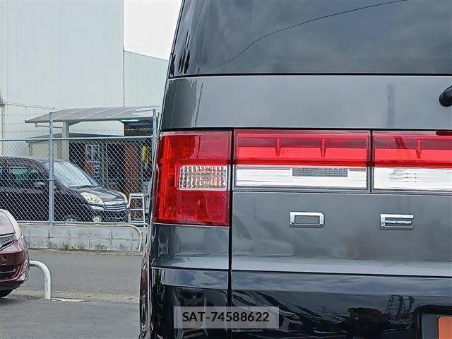 Mitsubishi DELICA 2018-09 7217521-28