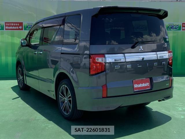 Mitsubishi DELICA 2019-03 7217520-2