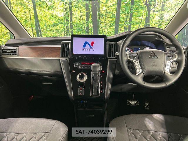 Mitsubishi DELICA 2024-09 7217582-1