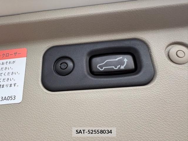 Mitsubishi DELICA 2014-03 7217504-16