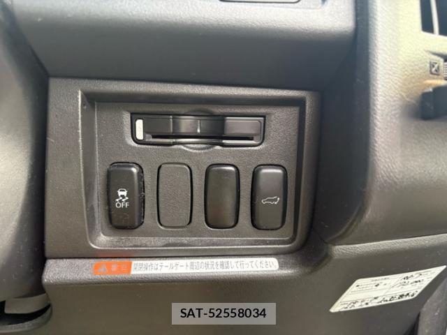 Mitsubishi DELICA 2014-03 7217504-18