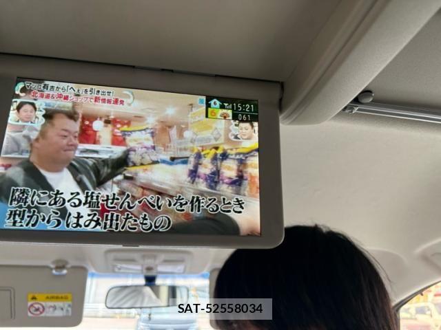 Mitsubishi DELICA 2014-03 7217504-27