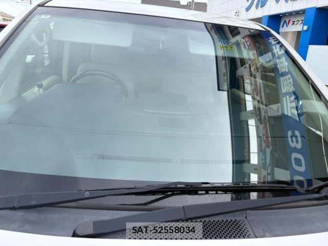 Mitsubishi DELICA 2014-03 7217504-2