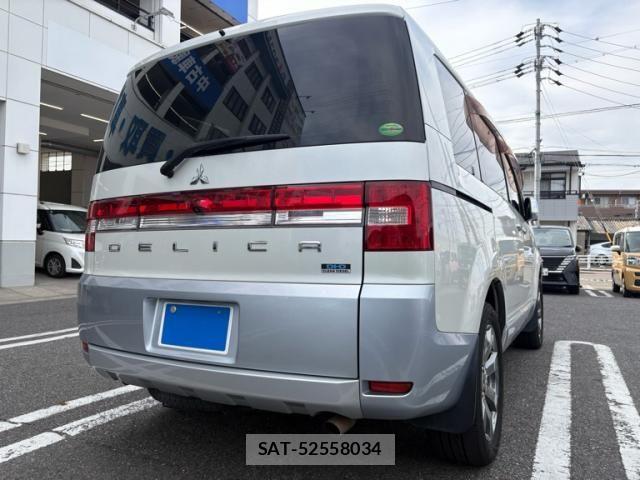 Mitsubishi DELICA 2014-03 7217504-6