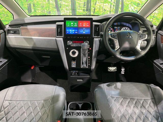 Mitsubishi DELICA 2024-08 7217570-1