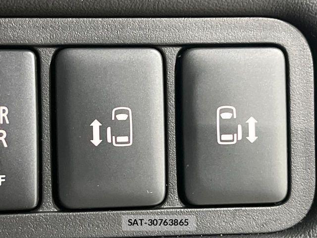 Mitsubishi DELICA 2024-08 7217570-4