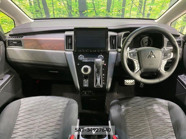 Mitsubishi DELICA 2024-08 7217572-1