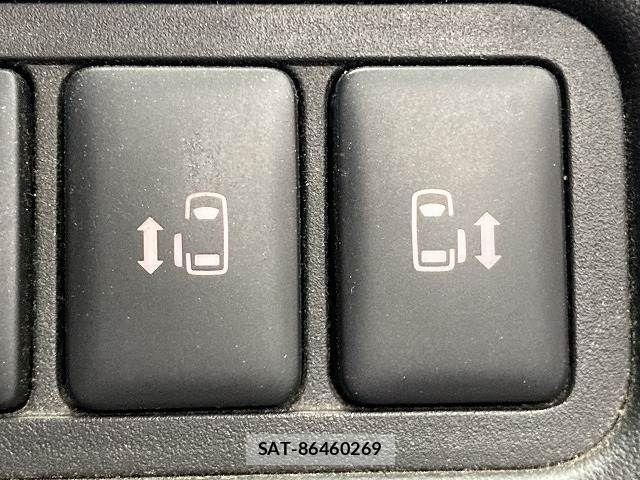Mitsubishi DELICA 2021-04 7217542-9
