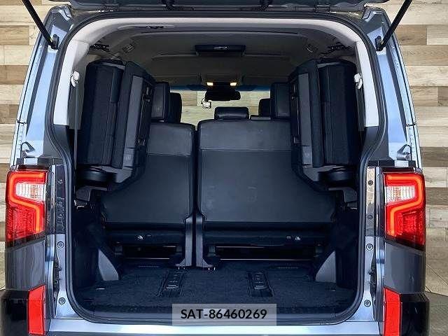 Mitsubishi DELICA 2021-04 7217542-13