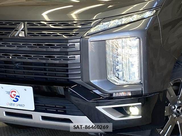 Mitsubishi DELICA 2021-04 7217542-19
