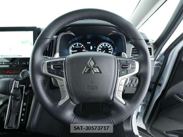 Mitsubishi DELICA 2024-10 7217593-13