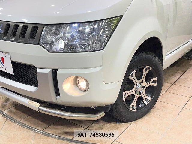 Mitsubishi DELICA 2013-02 7217500-12