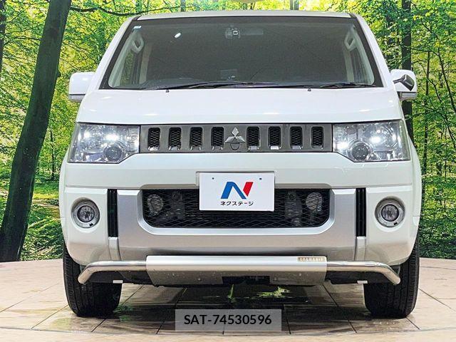 Mitsubishi DELICA 2013-02 7217500-14