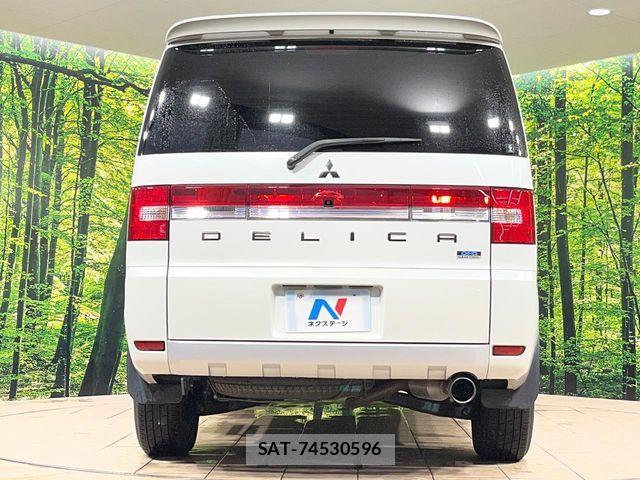 Mitsubishi DELICA 2013-02 7217500-15