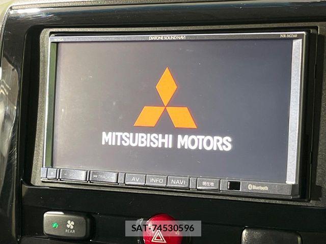 Mitsubishi DELICA 2013-02 7217500-2
