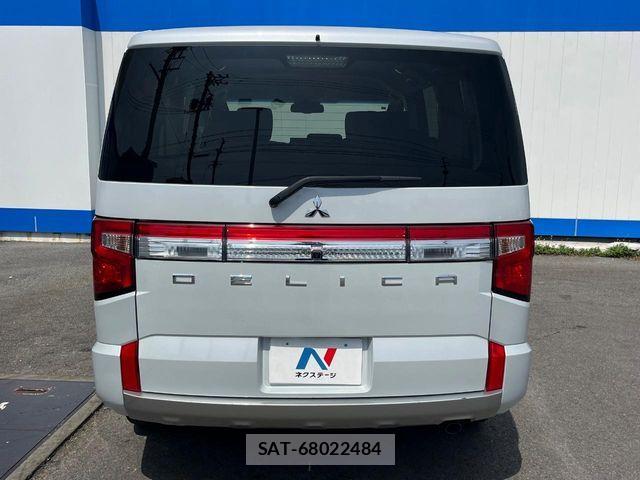 Mitsubishi DELICA 2024-05 7250516-16