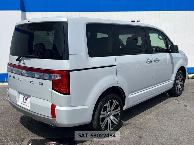 Mitsubishi DELICA 2024-05 7250516-18