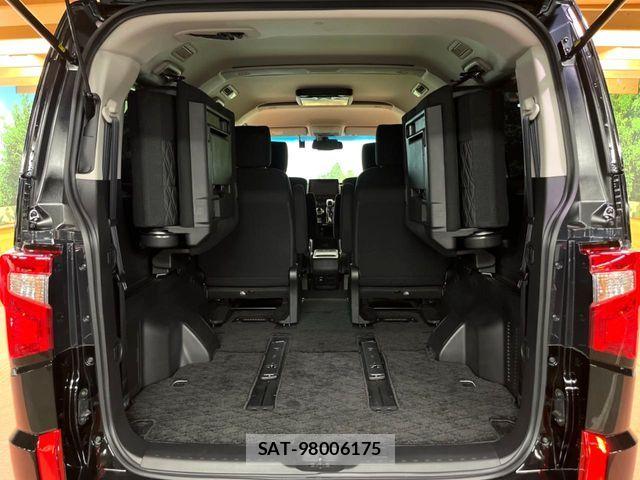 Mitsubishi DELICA 2021-03 7250508-12