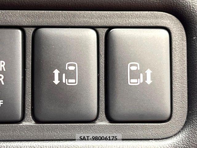 Mitsubishi DELICA 2021-03 7250508-5