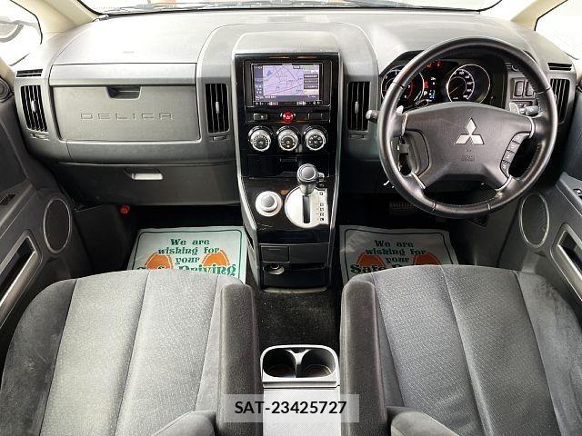 Mitsubishi DELICA 2018-03 7250518-1