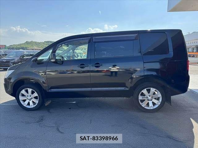Mitsubishi DELICA 2018-10 7250521-11