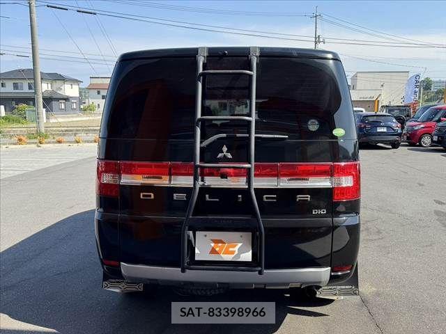 Mitsubishi DELICA 2018-10 7250521-13