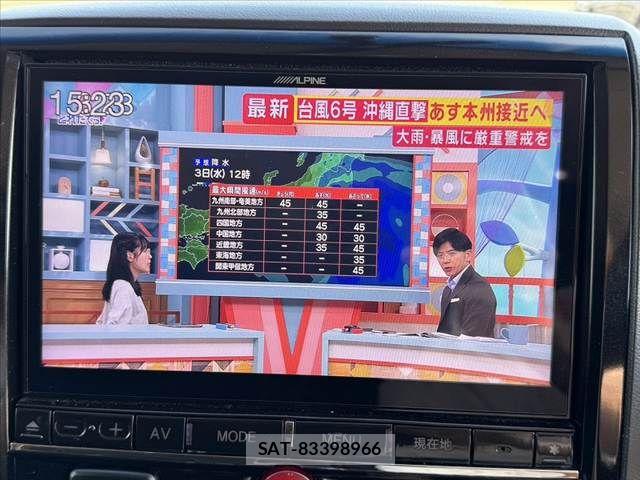 Mitsubishi DELICA 2018-10 7250521-26